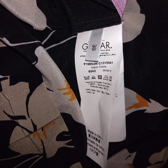 ❤️NWT GILMAR NO 21 100% Silk Pleated Floral Skirt Sz 38 Italy $975 - Picture 8 of 9